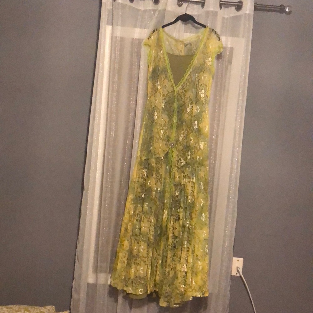 Dress very pretty custom made
